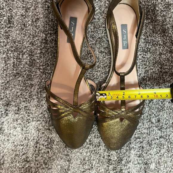 SJP Sarah Jessica Parker Gold Metallic Leather Print T Strap Sandal Flats Sz 12 - Picture 6 of 10